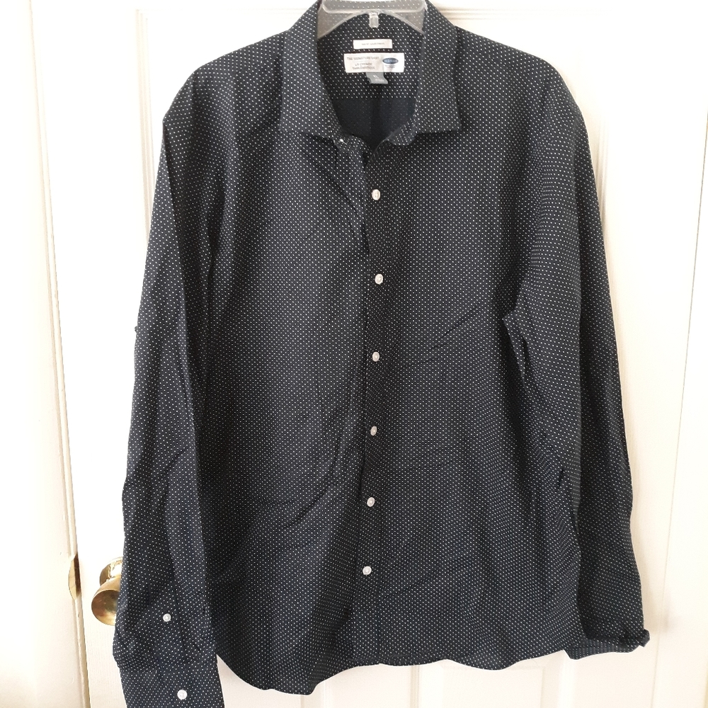 Old navy button down - Picture 1 of 4